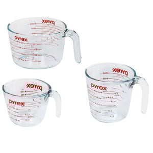Glass measuring cups
