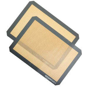 Silicone baking mat