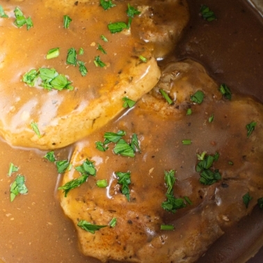 instant pot pork chops with gravy and garnish