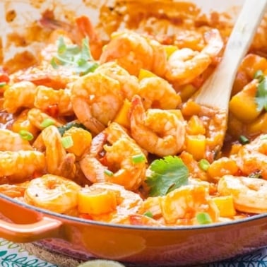 Thai shrimp curry in a skillet.