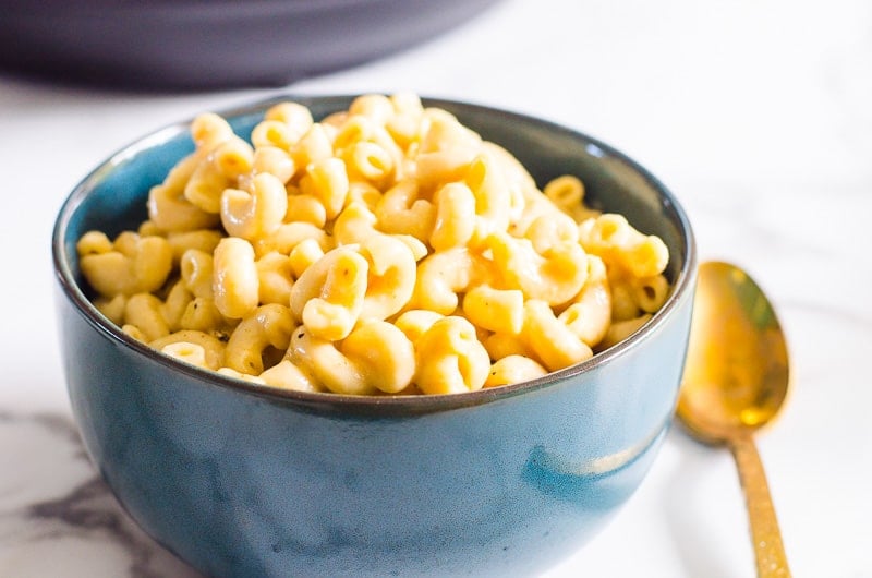 bowl of instant pot mac and cheese
